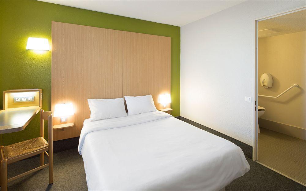 B&B Hotel Cannes La Bocca Plage Εξωτερικό φωτογραφία