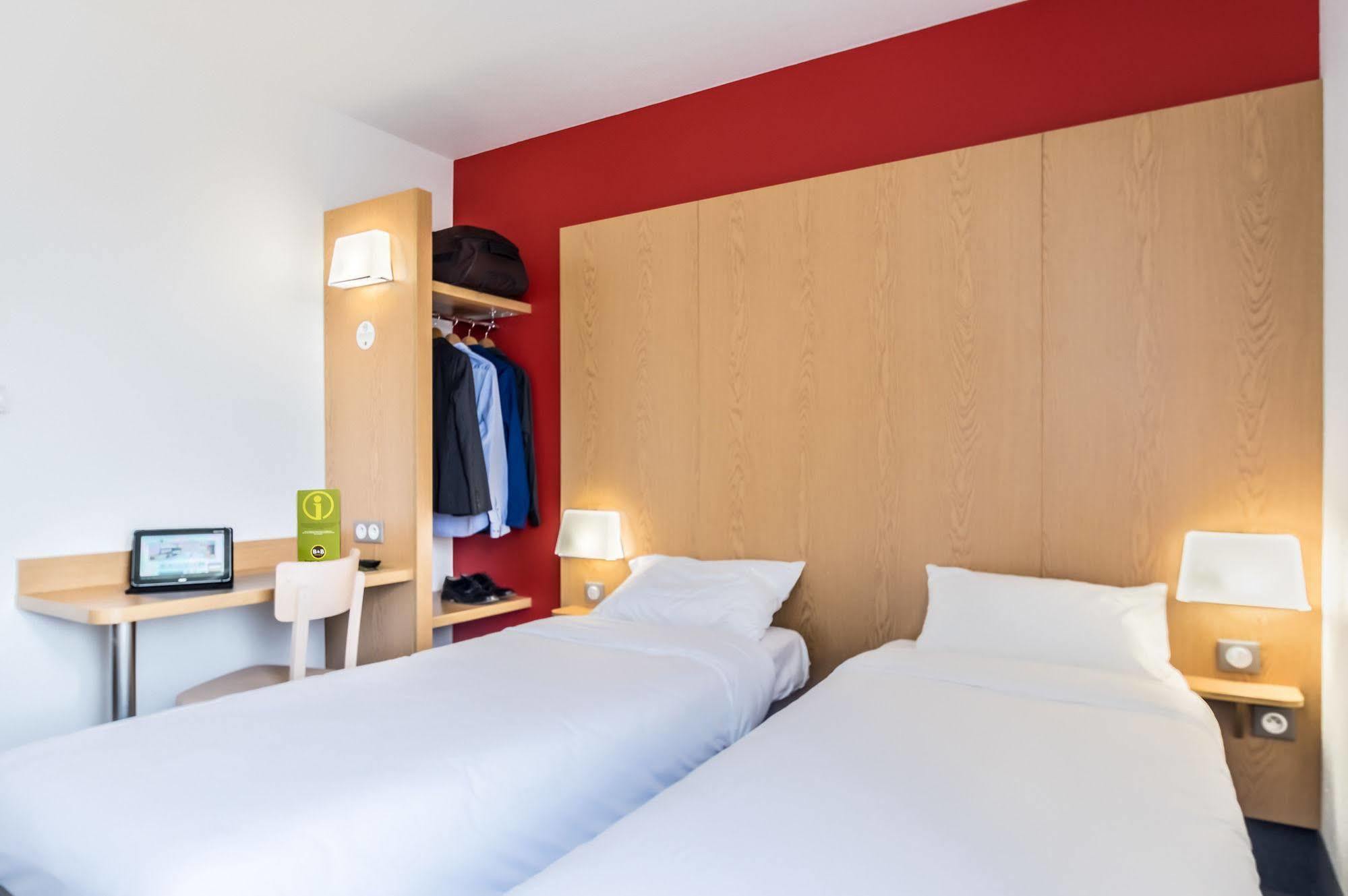 B&B Hotel Cannes La Bocca Plage Εξωτερικό φωτογραφία